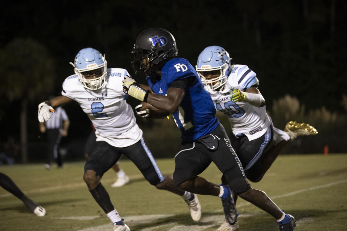 Fort Dorchester football GALLERY_14.jpg