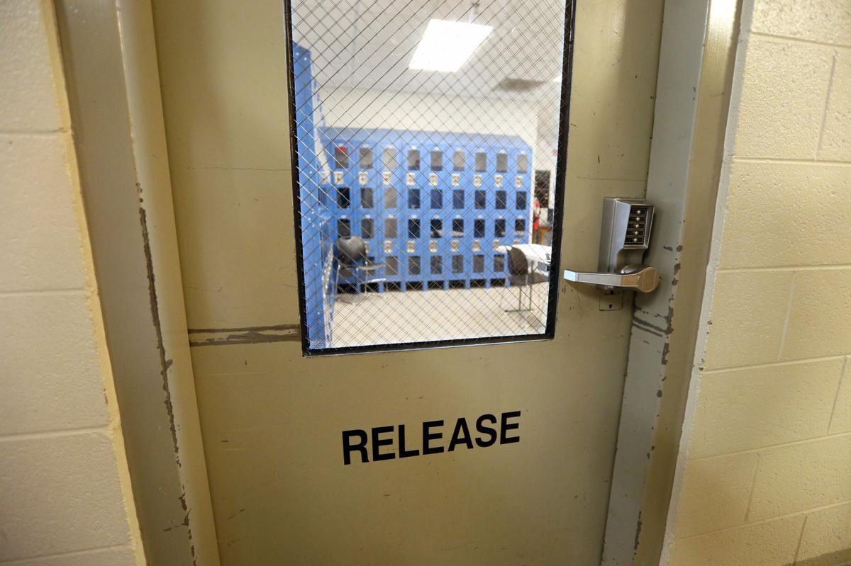 Photos More inmates than beds at Berkeley County Detention Center