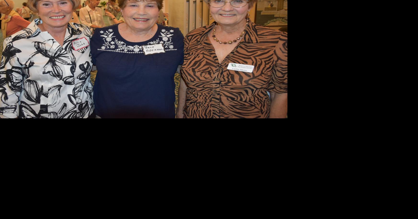 Photos: Women of Woodside Sign Up Day
