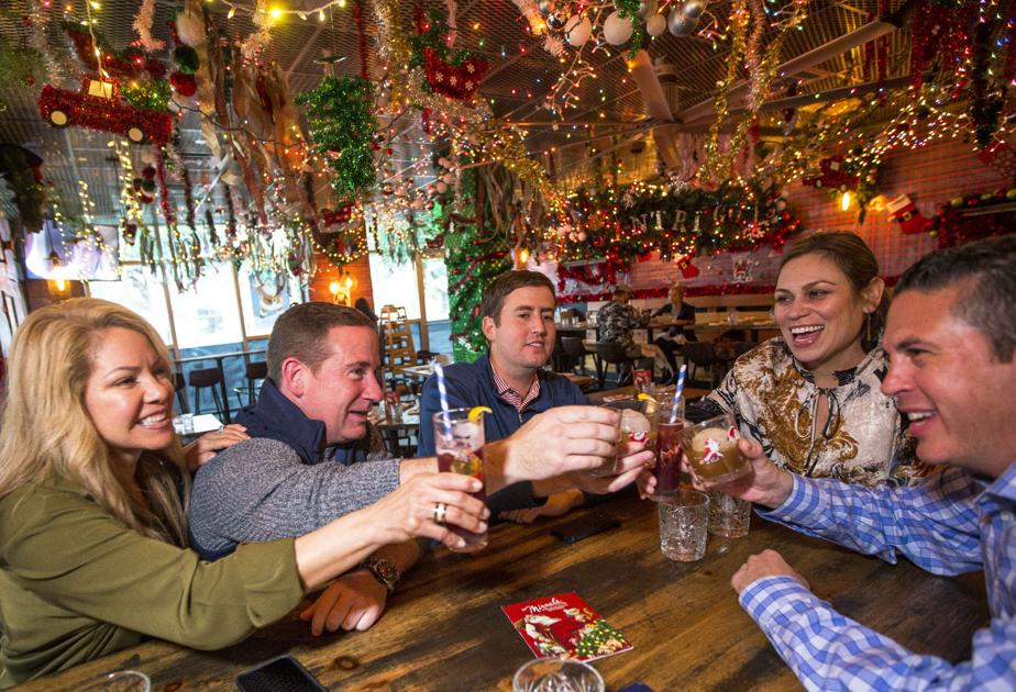 Pop Up Holiday Bar Returns To Mount Pleasant With Festive Cocktails And Decor Charleston Scene Postandcourier Com