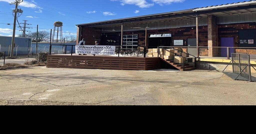 Bourbon St. Burgers to open at Hampton Station in Greenville on Feb. 1