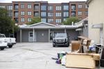 Charleston renews homeless outreach center lease while planning new space