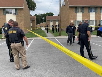 20-year-old killed in shooting at Columbia apartment complex