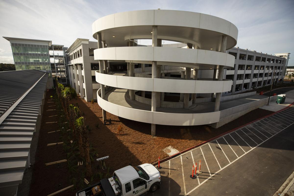 Charleston airport parking fees to rise as 89M garage opens Thursday