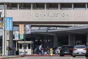Charleston, SC flights among more than 1,000 delayed by tech snarl