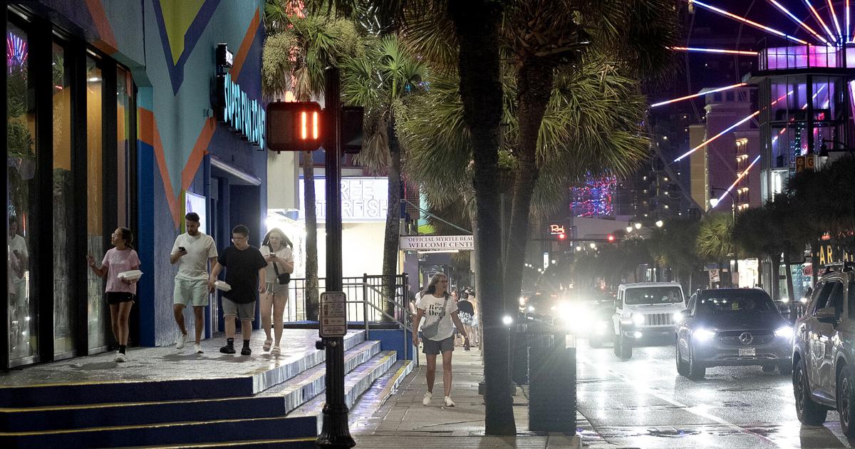 Myrtle Beach vape shops sold ‘dangerous’ items disguised as candy, police say. 1 owner pushes back.
