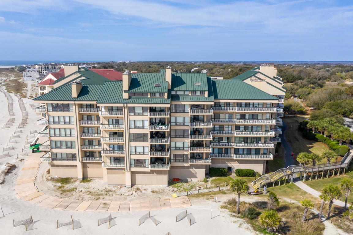 1305 Ocean Club: An ideal beachfront vacation property in the resort