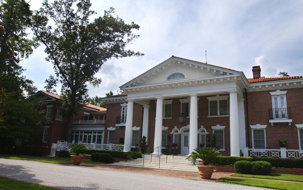 Woodlands Inn Motor Hotel Ontario Canada Woodlands Inn in Summerville to be sold as private residence | Business