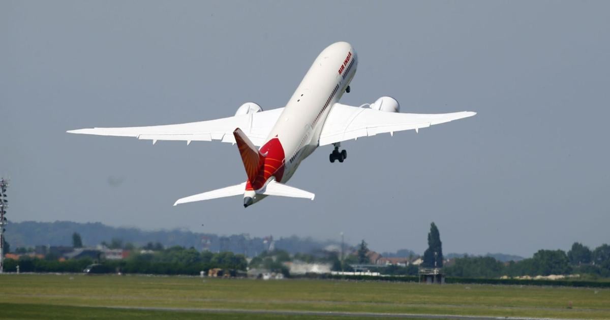 Boeing 787 crash casts a cloud over the aviation industry's biggest spectacle
