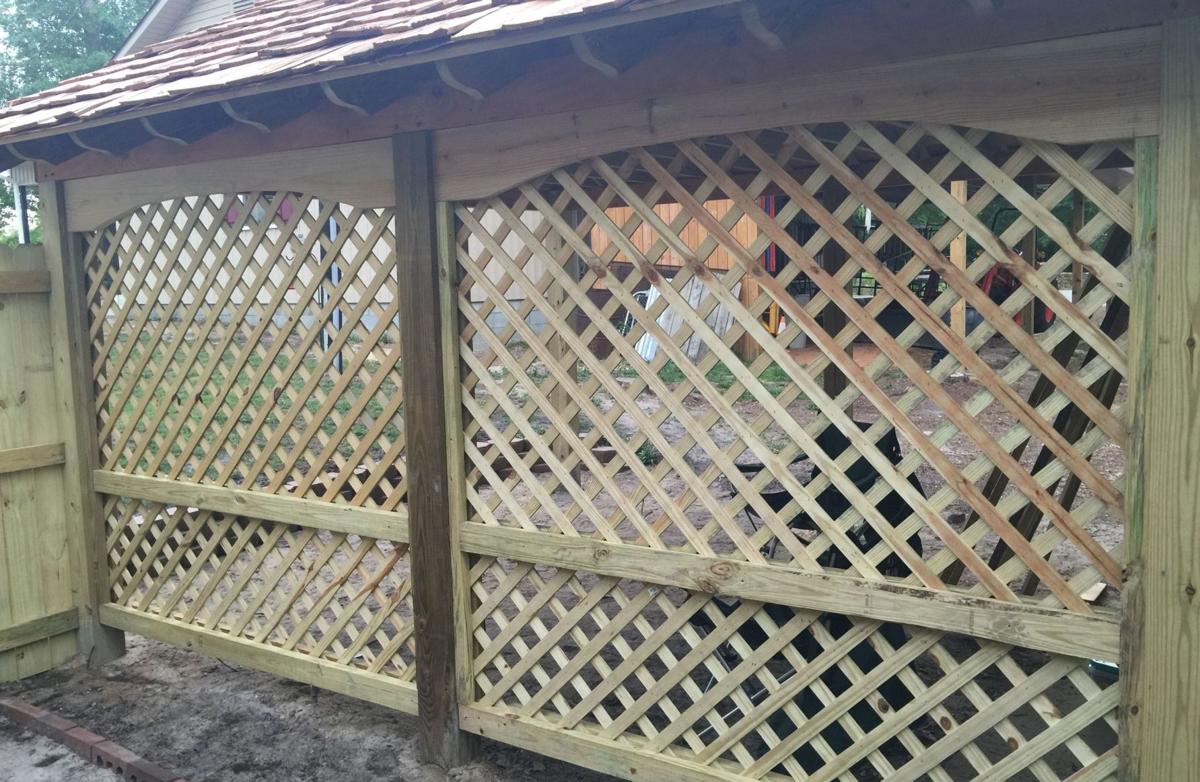 How do I install lattice panels outside?, image size:1200x782