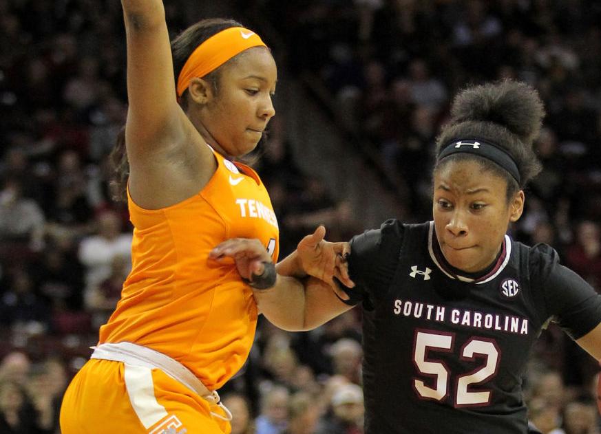 Without A Ja Wilson South Carolina Women S Basketball Throttled At Tennessee Sports Postandcourier Com