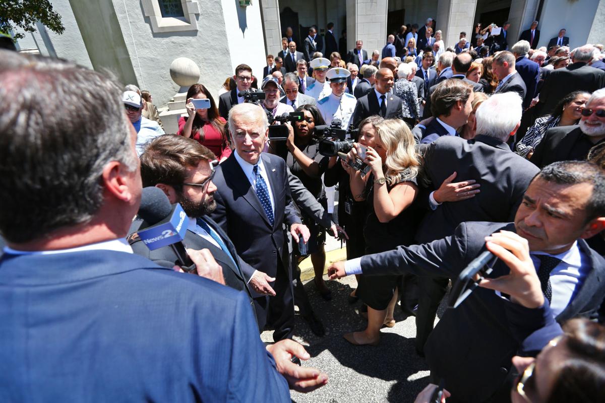 biden crowd Hollings funeral.jpg