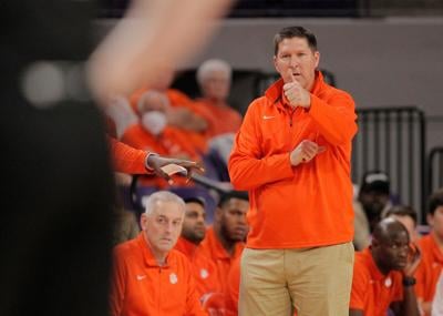 Sapakoff: Clemson basketball coach Brad Brownell joins ACC's old guard |  Clemson 