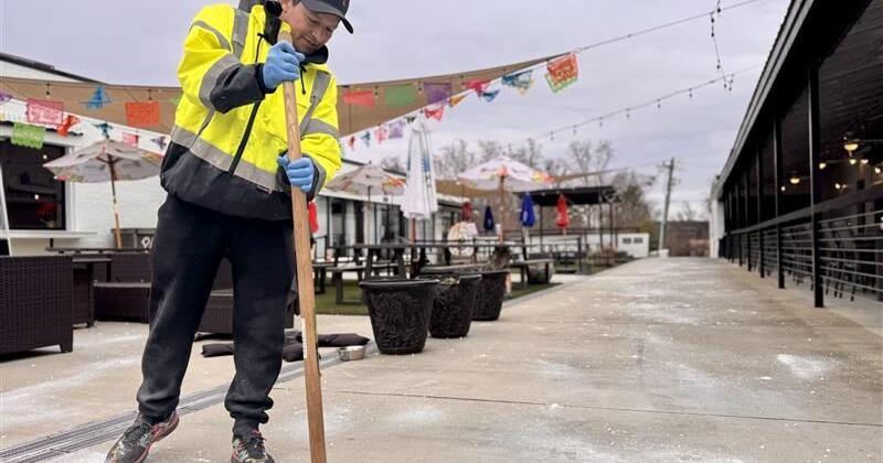 Experts: Prepare for ‘crippling ice storm’ in the Upstate. Here’s the latest.