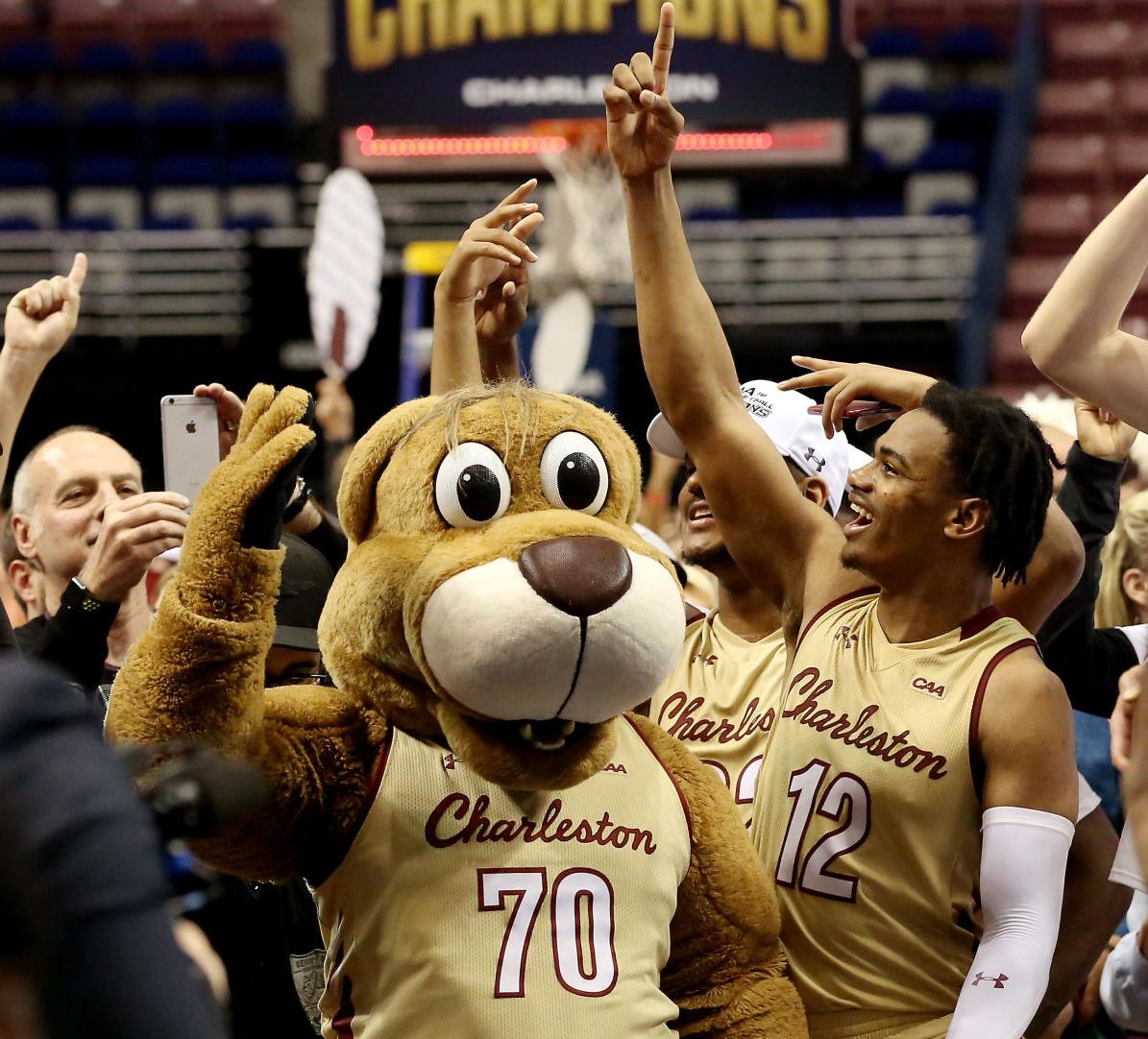 College of Charleston men's basketball advances to NCAA tournament for