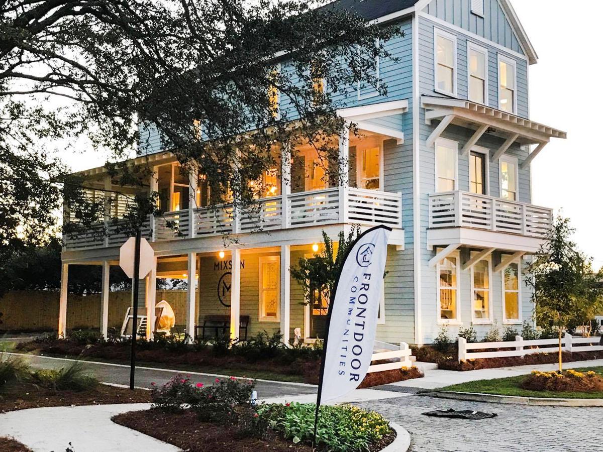 Upscale Park Circle Neighborhood S October Re Opening Latest