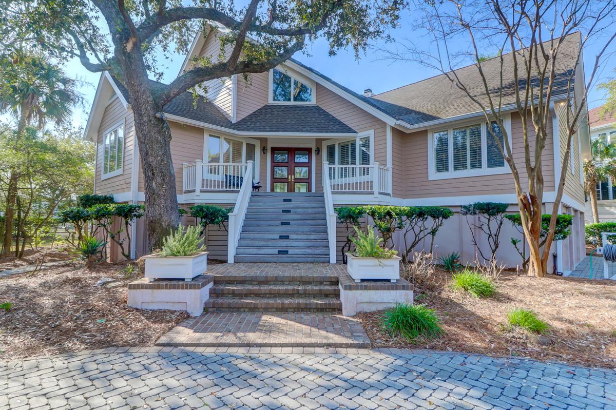 The Island Life Sea And Barrier Island Beckon Buyers Business Postandcourier Com