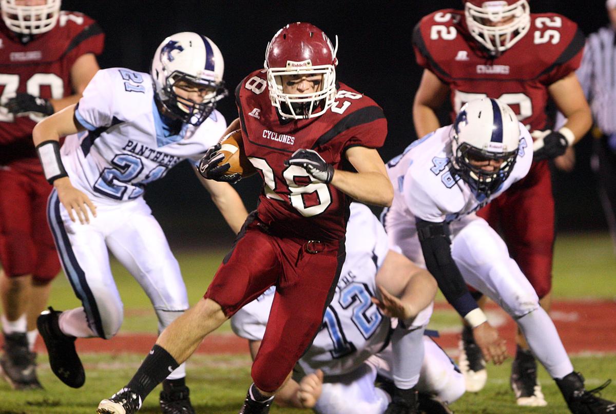 Porter-Gaud vs. Pinewood Prep football | Sports | postandcourier.com Porter-Gaud vs. Pinewood Prep football | Sports | postandcourier.com