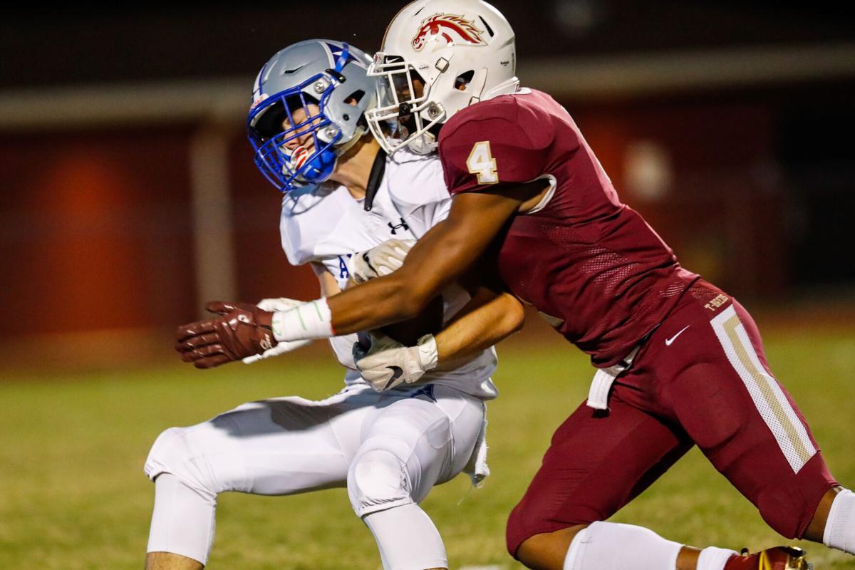 SAHSfoot_vs_AirHS_10-16-20_0015.jpg