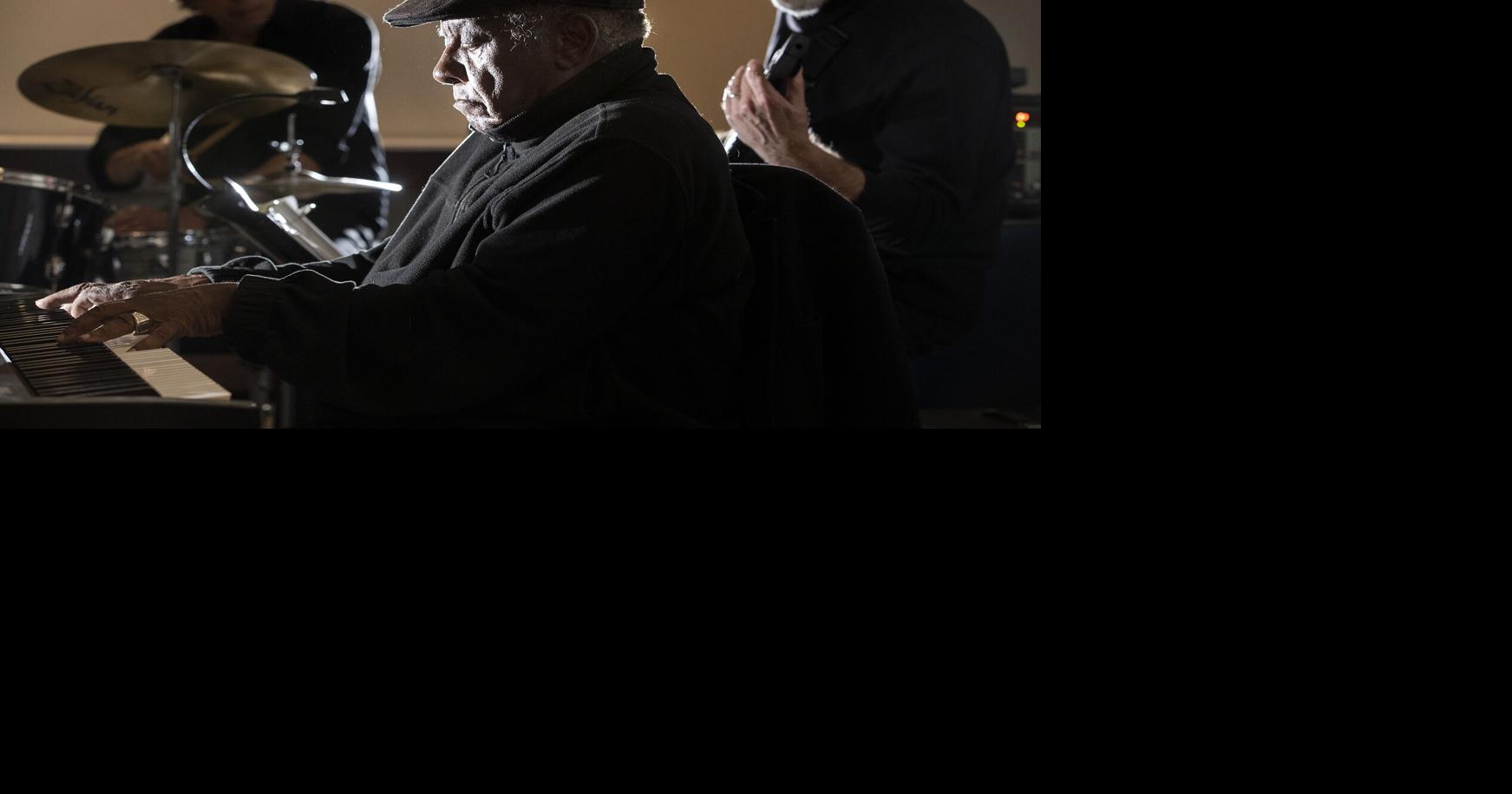 Hogan: Künstler müssen weitermachen, und ein Beispiel für die ...