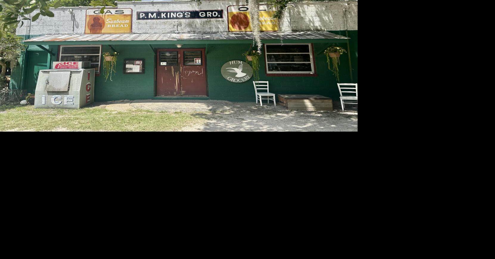 ‘An actual hidden gem': Charleston-area general store with barbecue is a wonderful throwback