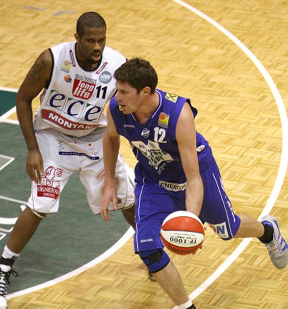 Overseas Hoop Dreams Former Local College Basketball Standouts