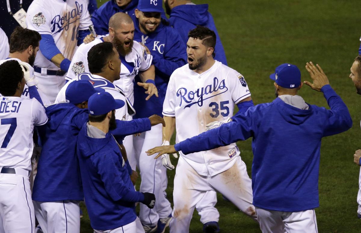 Hosmer sacrifice fly in 14th lifts Royals to World Series game 1