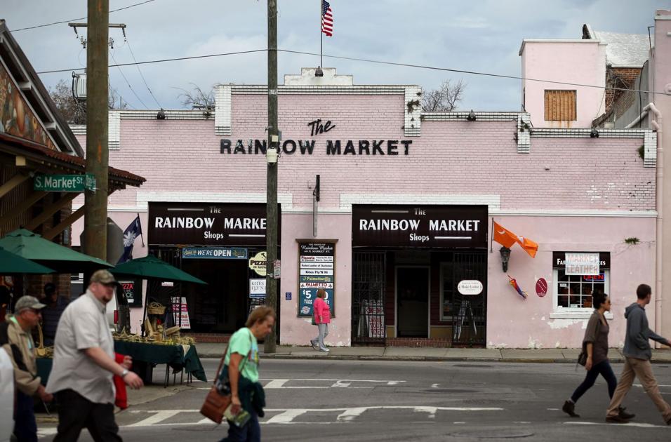 Charleston settles dispute over Market-area lots where hotels are planned | Business
