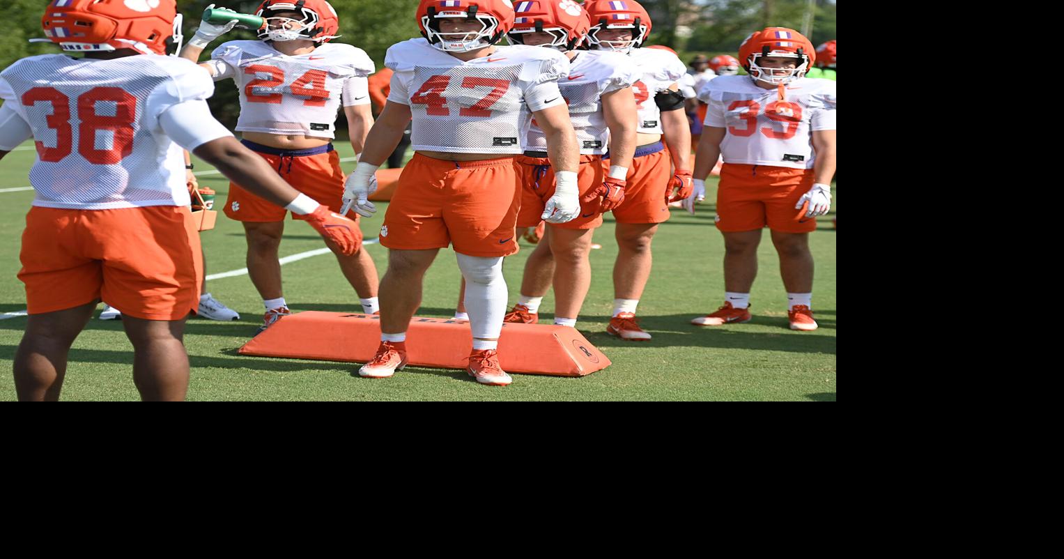 Dabo Swinney wants Clemson LBs to be ‘OK’ outside of Sammy Brown. 2 have become prime candidates.