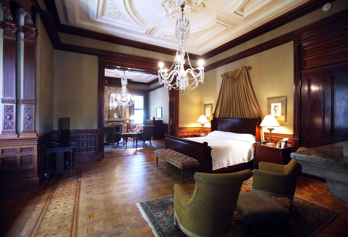 Wentworth Mansion Honored