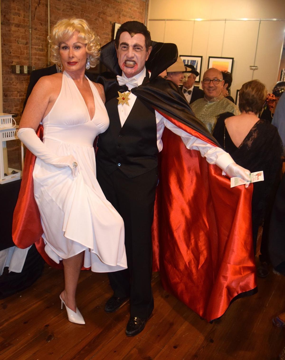 First Beaux Arts Masquerade Fits Aiken Center For The Arts To A T News Postandcourier Com