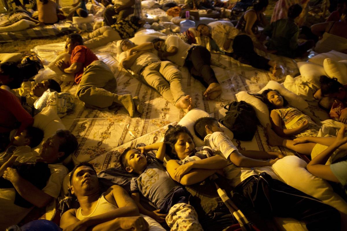Ecuador earthquake: hundreds dead, thousands injured