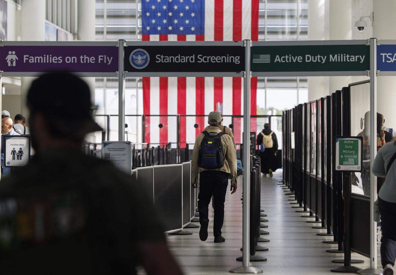 TSA pauses adding non-ticketed entry to airports like CHS