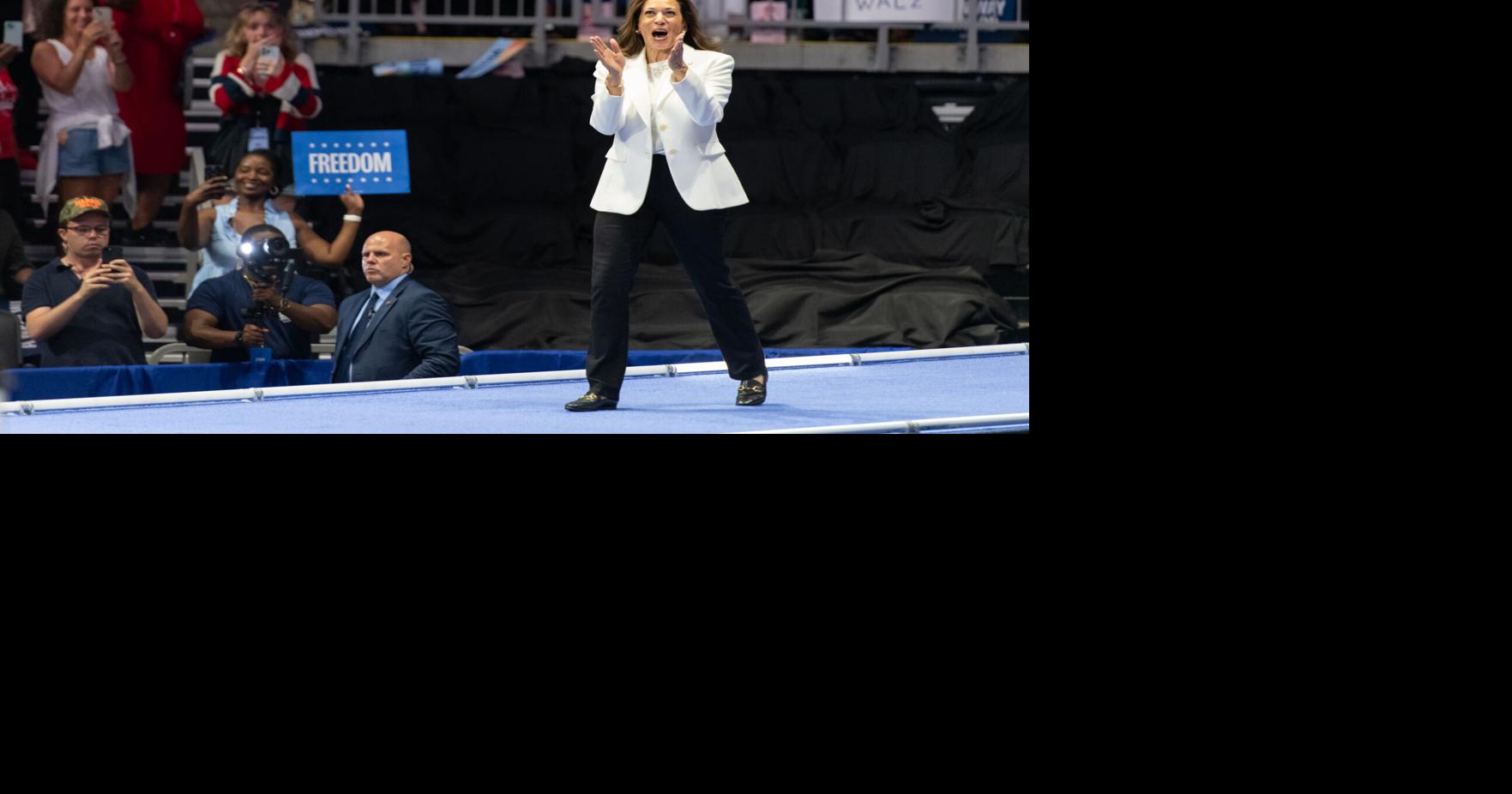 VP Harris holds Savannah rally after Georgia bus tour ends