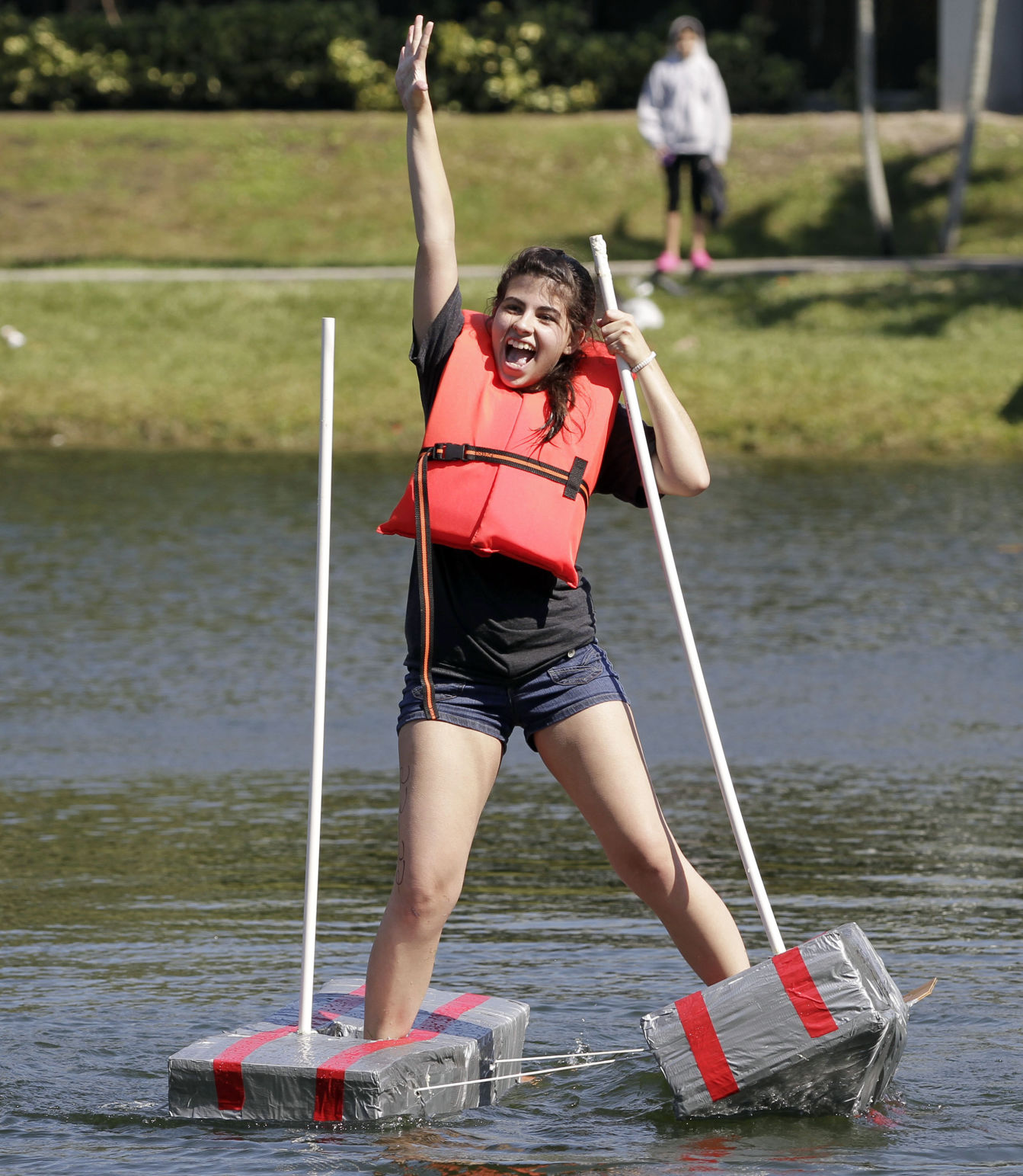 Florida college students walk on water for class assignment