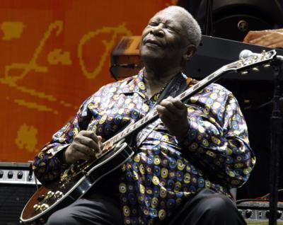King Of The Blues Blues Legend B B King Dead At Age 89 Charleston Scene Postandcourier Com In my own playbook there aren't a lot of musical legends. post and courier