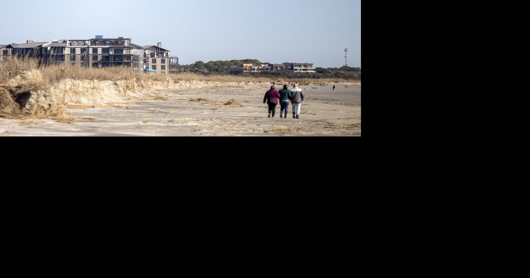 Kiawah Island is proposing a no-build zone near the beach. Some residents say it goes too far.
