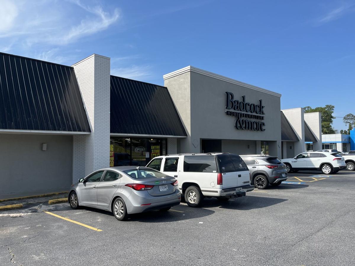 Babock Home Furniture closing in Aiken, image size:1200x900