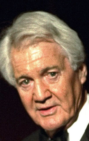 Pat Summerall, called a 'broadcasting giant,' has died