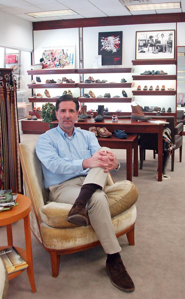 Bob Ellis Shoes to close after 66 years on King St. in Bob Ellis Shoes to close after 66 years on King St. in