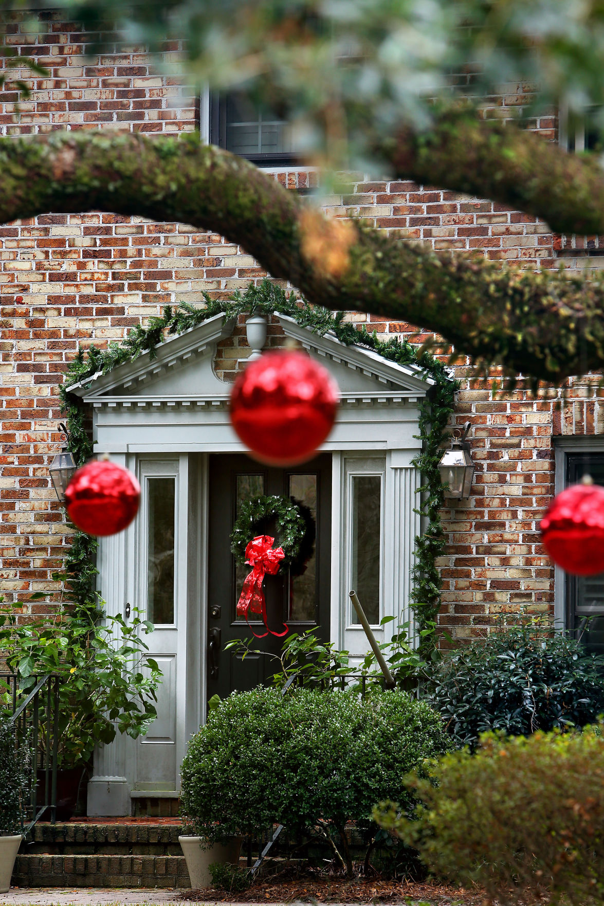 Christmas Doors in Mt. Pleasant