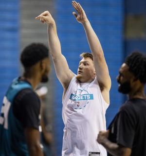 Charlotte-Hornets-7.jpg (Copy)