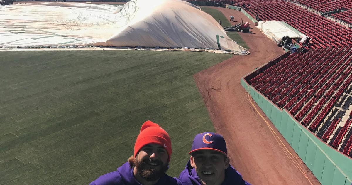 Unlikely roommates, Weston Jackson and Reed Rohlman enjoying final ...