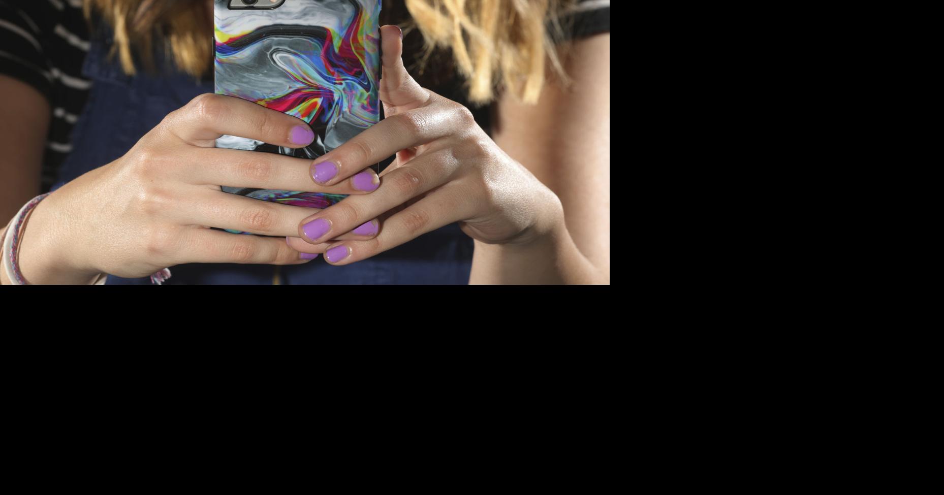 Students will return from break to see cellphones banned from SC public ...