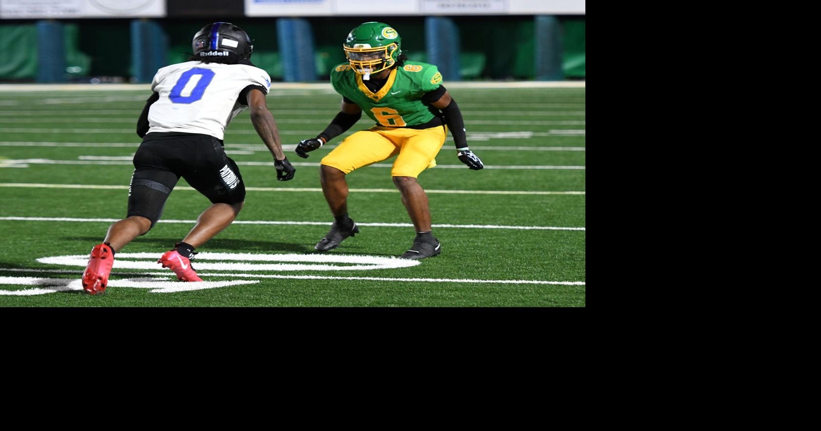 Dominant Performance by Summerville High Football Team