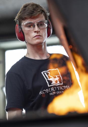 Robert Thomas Iron Design_001.JPG