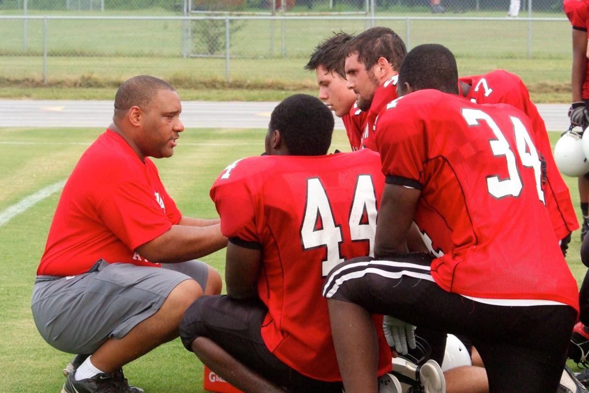 Waccamaw Football Coach Steps Down News Postandcourier Com