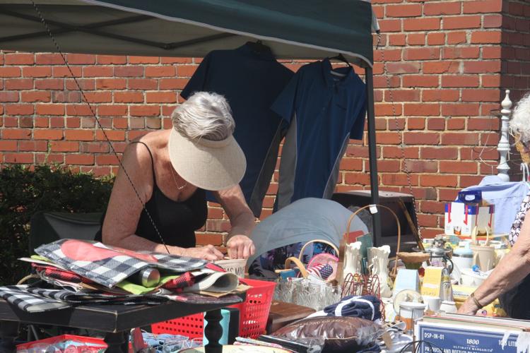Peach Tree 23 Yard Sale attracts vendors, bargain hunters Aiken Area