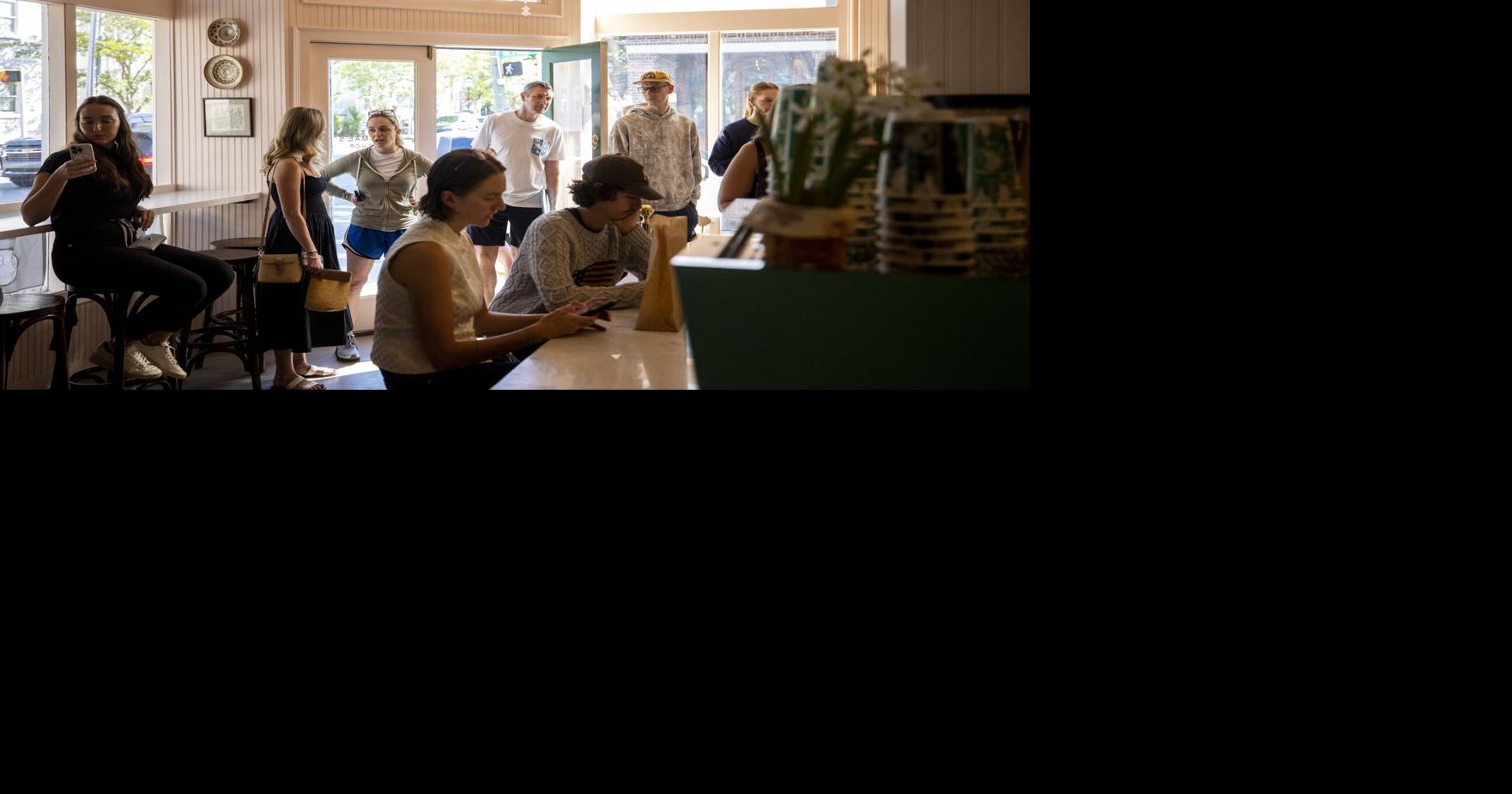 New Charleston bakery brings fancy lattes, fresh biscuits and pies to the peninsula