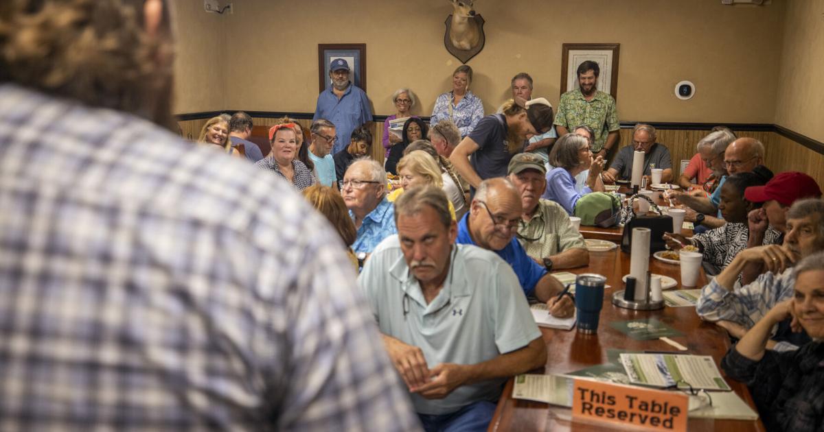 How a map of a secret gas pipeline route through South Carolina was revealed at a barbecue joint